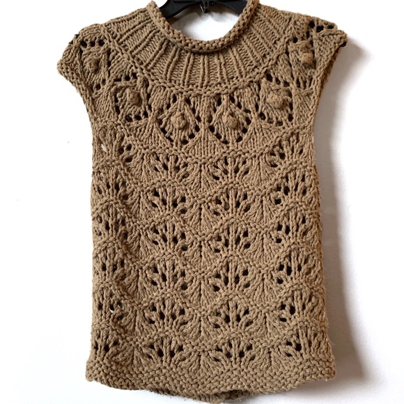 Crochet button up vest - Picture 3 of 3